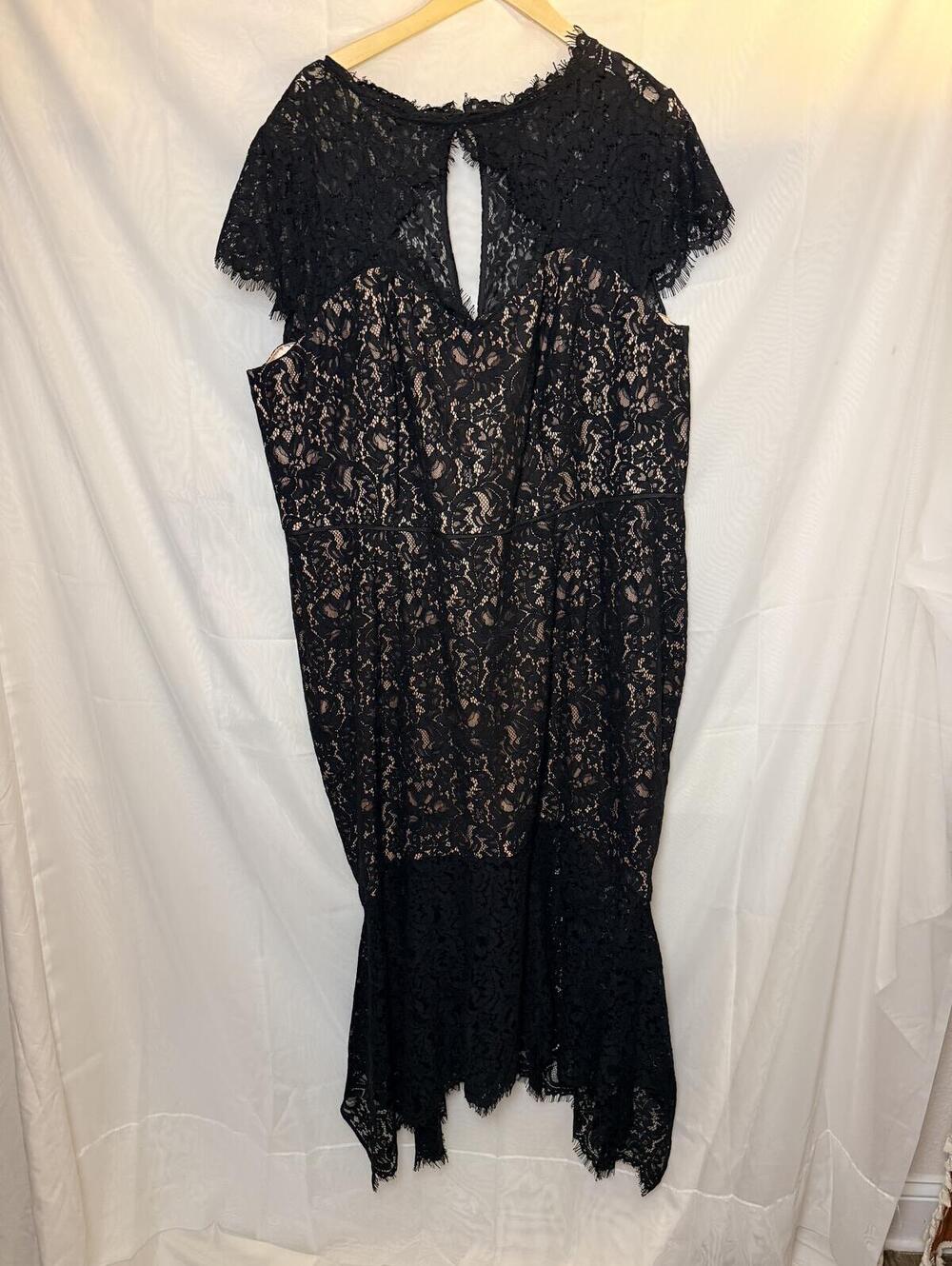 City Chic Black Lace Formal Gown XXL 24 NWT - Picture 2 of 6